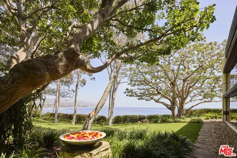 $110,000,000 | 6962 Wildlife Road, Malibu, CA 90265