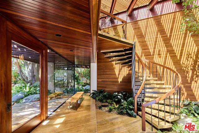 $110,000,000 | 6962 Wildlife Road, Malibu, CA 90265