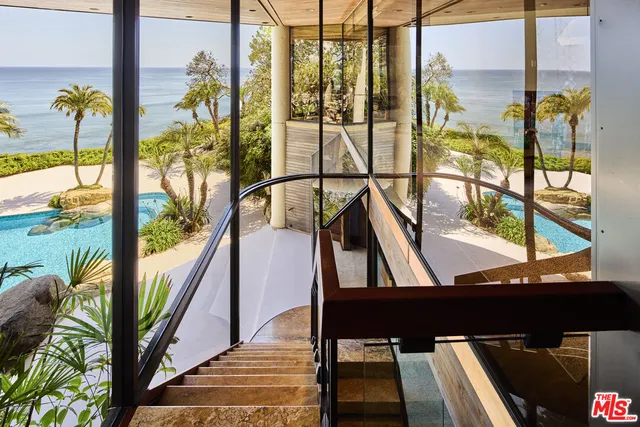 $110,000,000 | 6962 Wildlife Road, Malibu, CA 90265