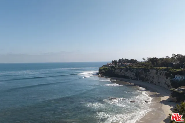 $110,000,000 | 6962 Wildlife Road, Malibu, CA 90265