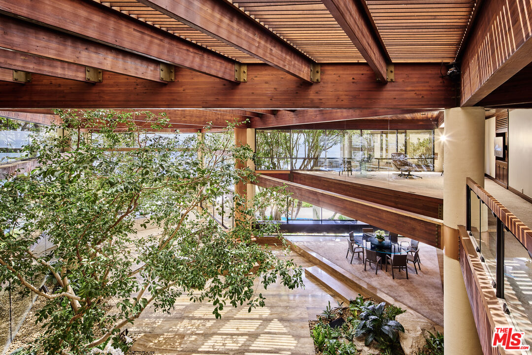 6962 Wildlife Road Malibu, CA 90265 - Photo 6 of 23