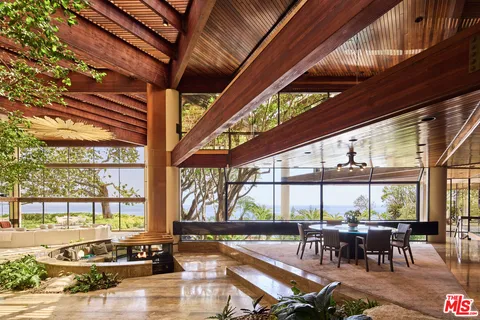 $110,000,000 | 6962 Wildlife Road, Malibu, CA 90265