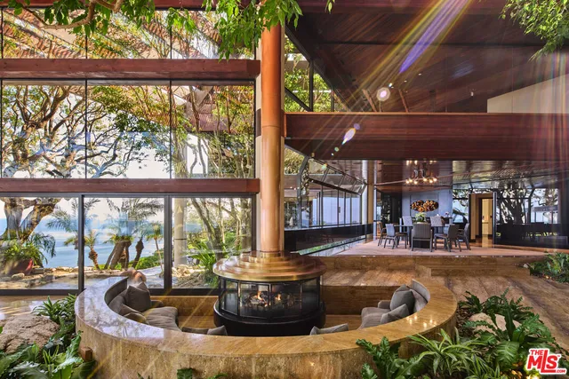 $110,000,000 | 6962 Wildlife Road, Malibu, CA 90265