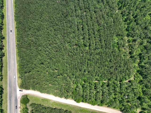 $209,925 | 2 U.S. Highway 190, Oakhurst, TX 77359