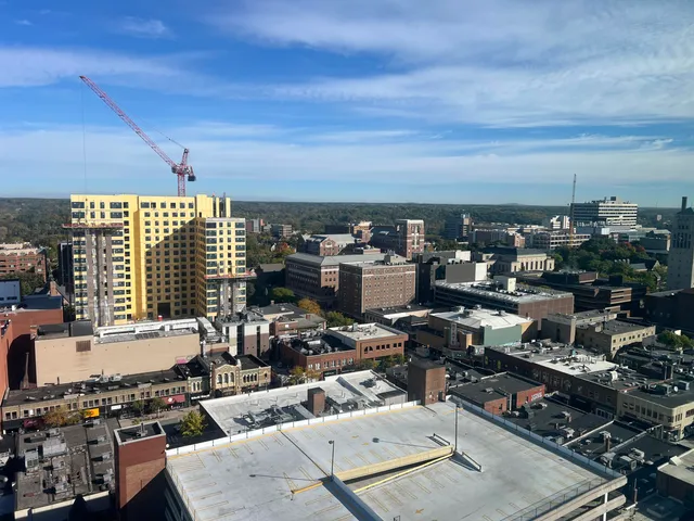 $1,995 | 555 East William Street, Unit 22G, Ann Arbor, MI 48104