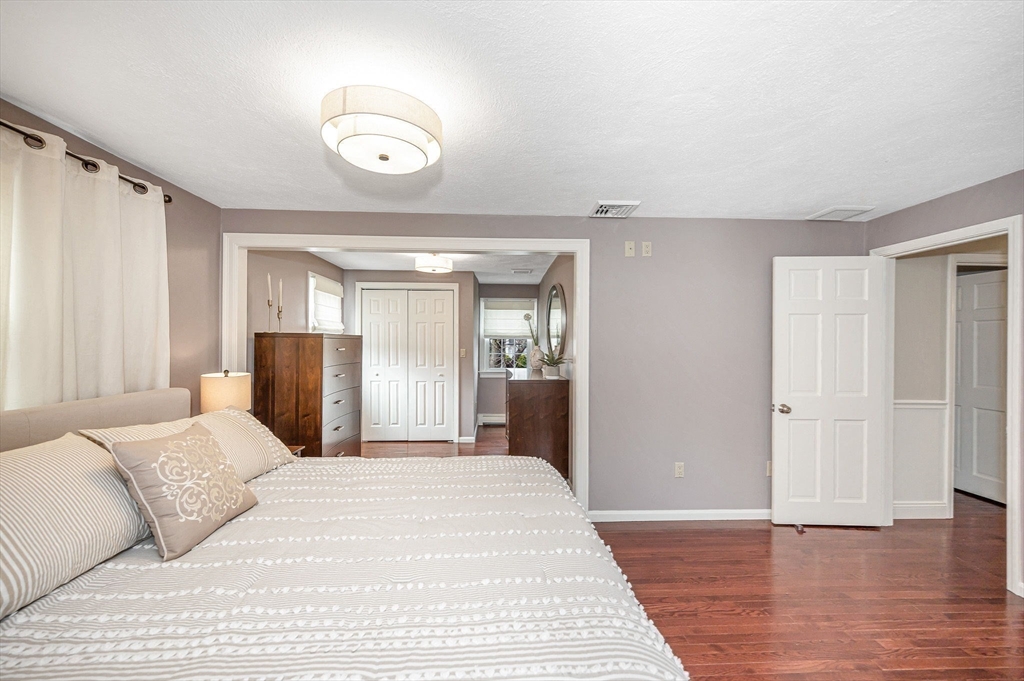 29 Riverside Drive Reading, MA 01867 - Photo 17 of 42 Gallery Image 17
