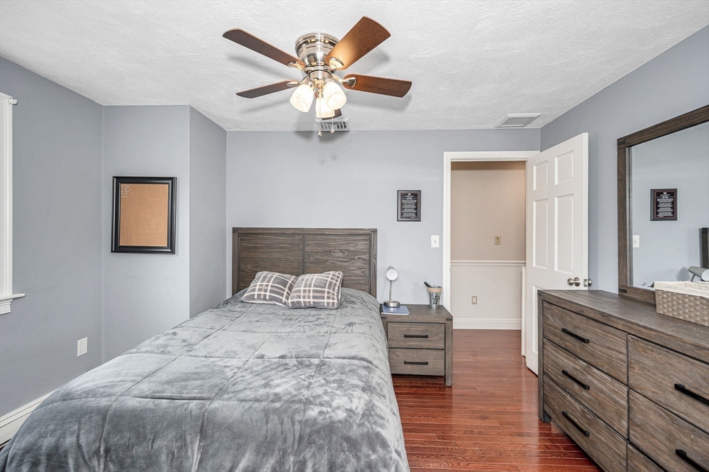 29 Riverside Drive Reading, MA 01867 - Photo 31 of 42 Gallery Image 31