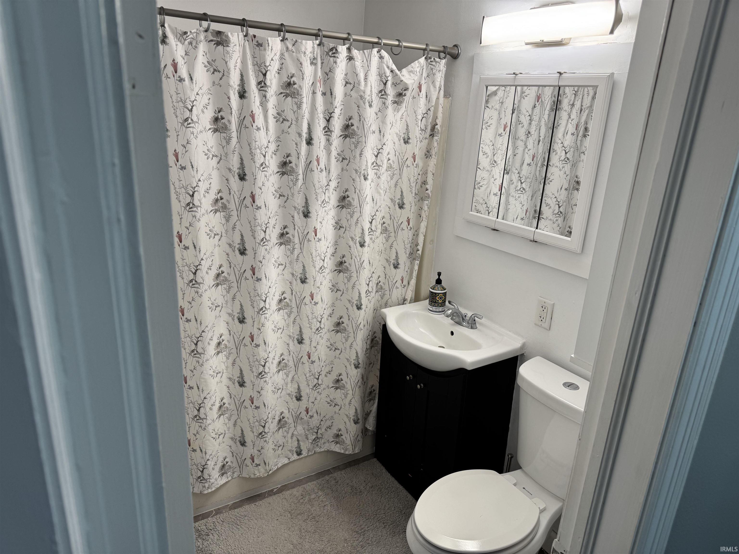 1214 Jackson Boulevard Rochester, IN 46975 - Photo 8 of 20