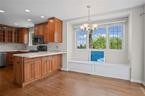 $449,990 | 595 Kenilworth Drive, Pittsburgh, PA 15228