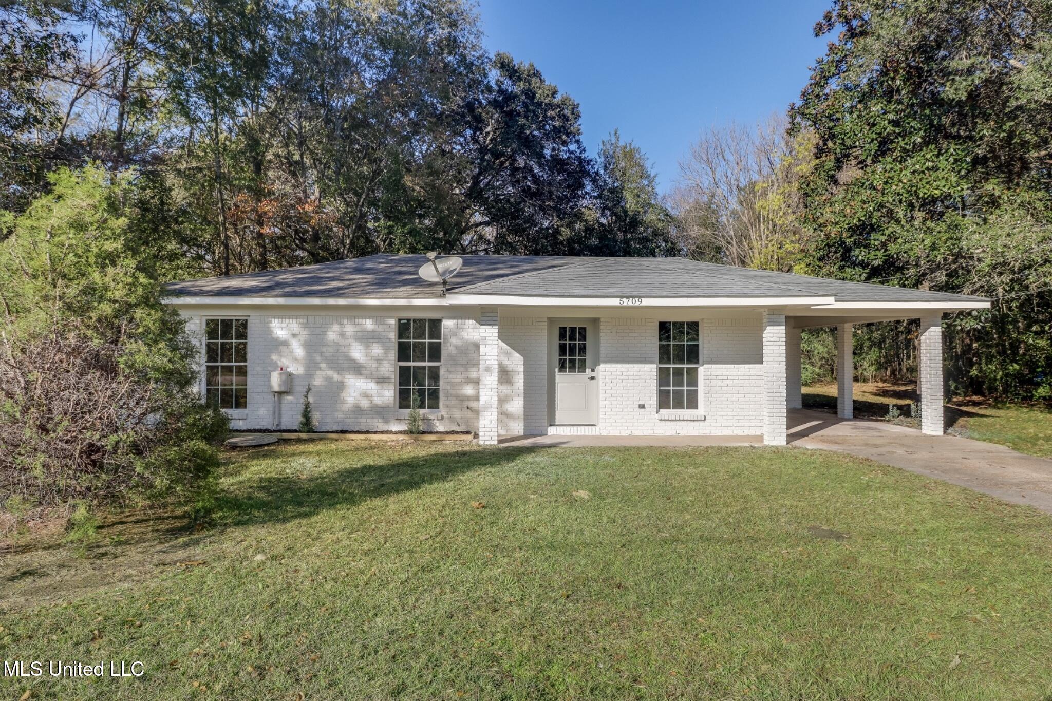 5709 Meadowview Drive Moss Point, MS 39562 - Photo 18 of 19 Photo Dec 10 2025, 3 31 36 PM (2)_15mb