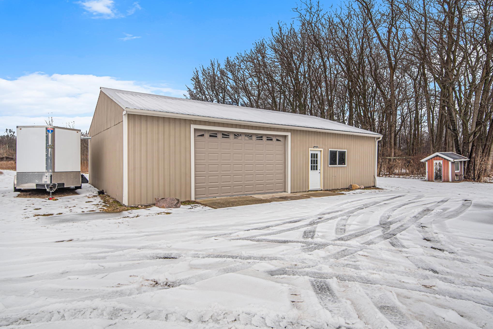10276 West Frances Road Flushing, MI 48433 - Photo 39 of 45 50102534-38.JPG