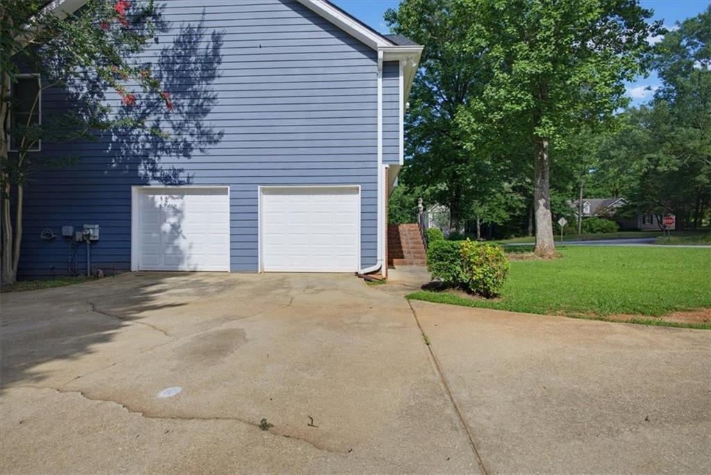 10 Fairhaven Court Covington, GA 30016 - Photo 4 of 42