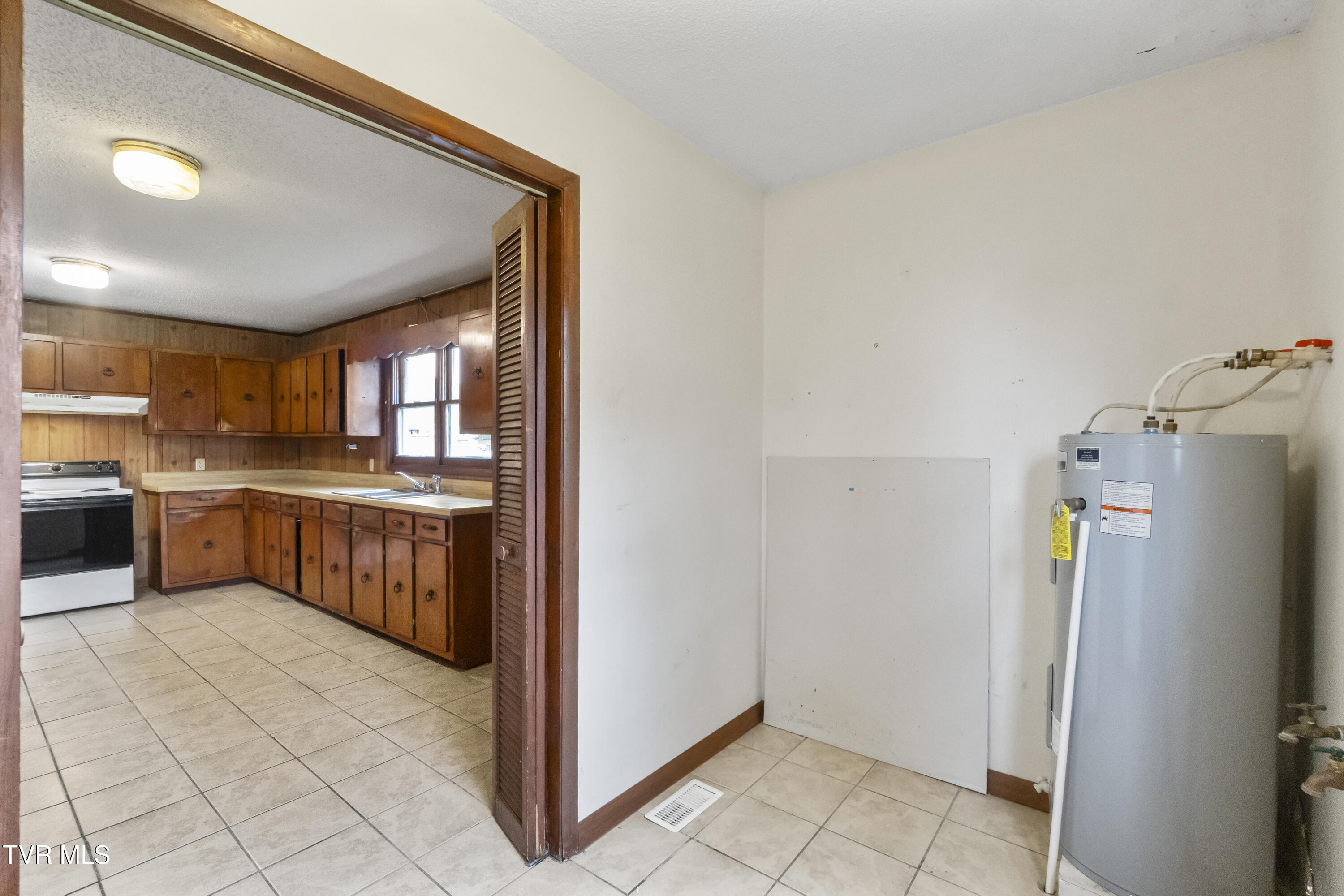 2851 Highway 107 Chuckey, TN 37641 - Photo 16 of 30 DSC00866