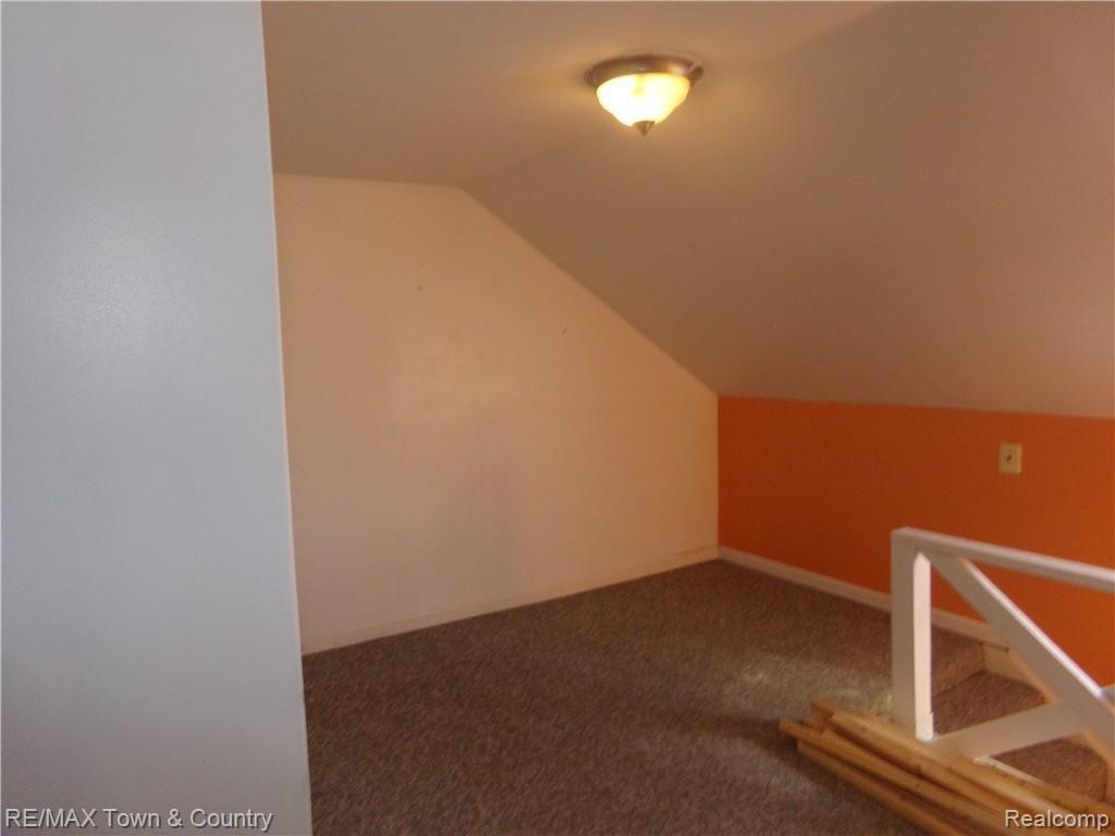 1374 North Seymour Road Flushing, MI 48433 - Photo 17 of 18 105_0811.JPG