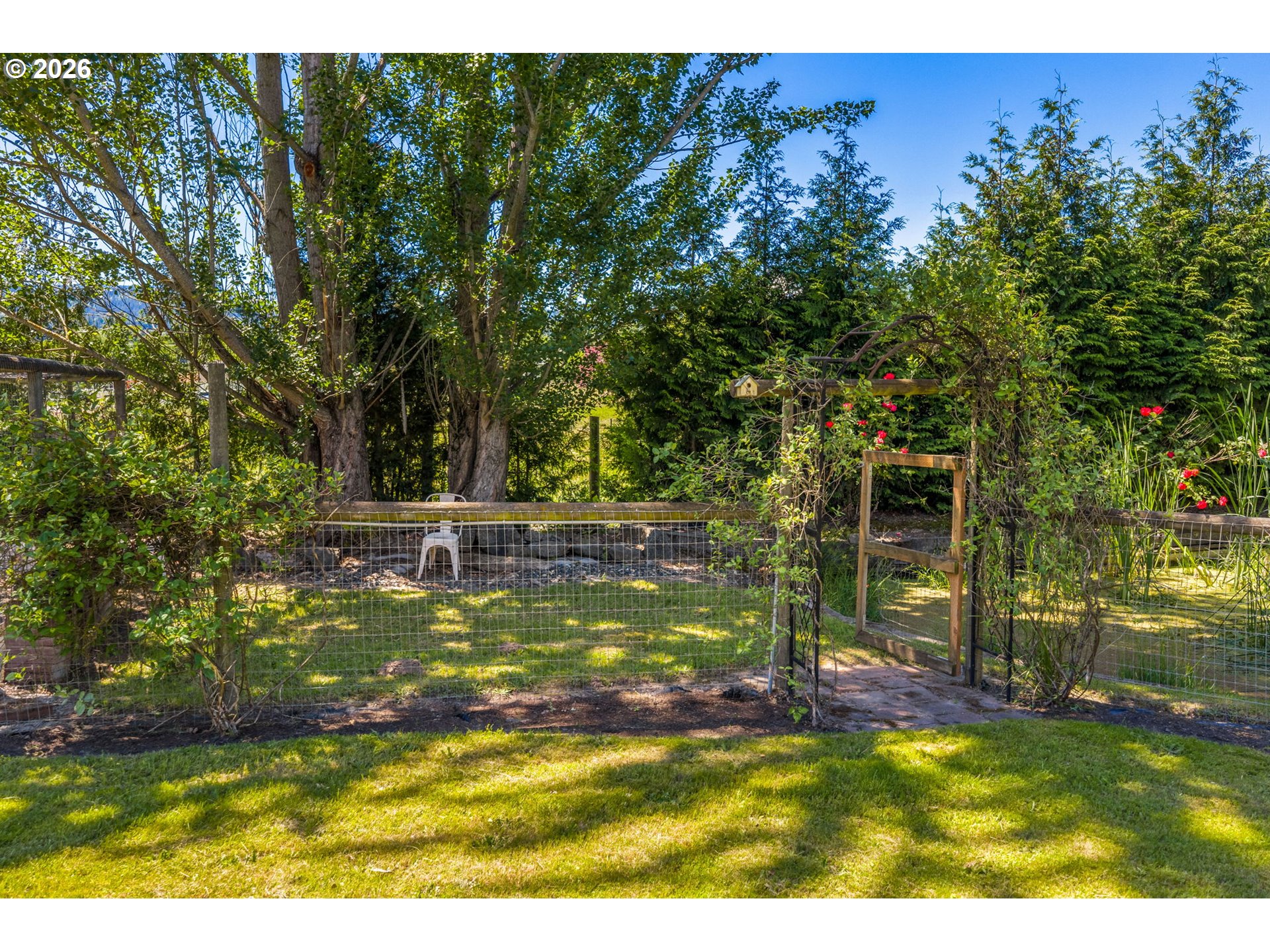 2939 Wyeast Road Hood River, OR 97031 - Photo 41 of 48