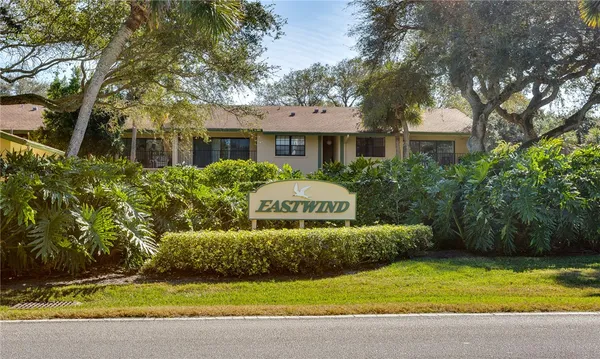 $3,000 | 910 East Causeway Boulevard, Unit B5, Vero Beach, FL 32963