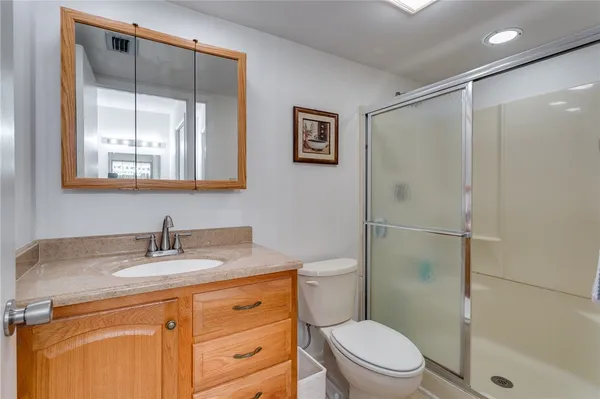 $3,000 | 910 East Causeway Boulevard, Unit B5, Vero Beach, FL 32963