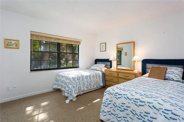 $3,000 | 910 East Causeway Boulevard, Unit B5, Vero Beach, FL 32963