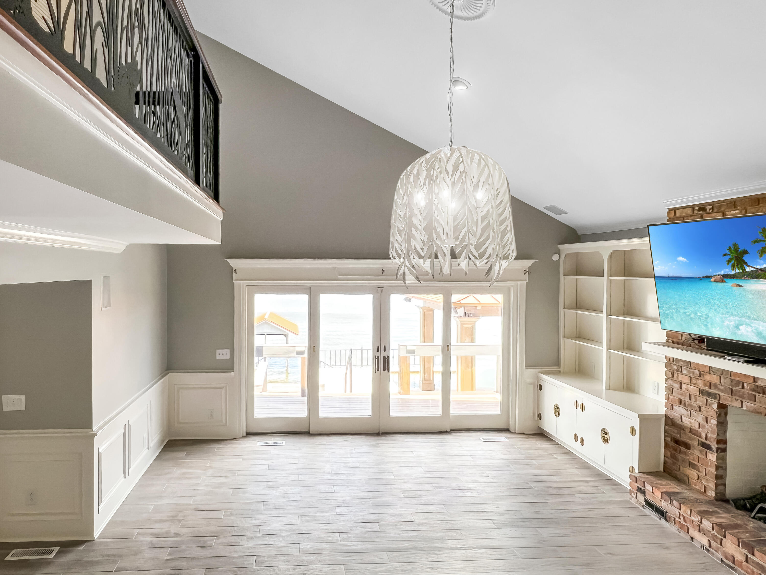 457 Santee Drive Santee, SC 29142 - Photo 6 of 45 457living2