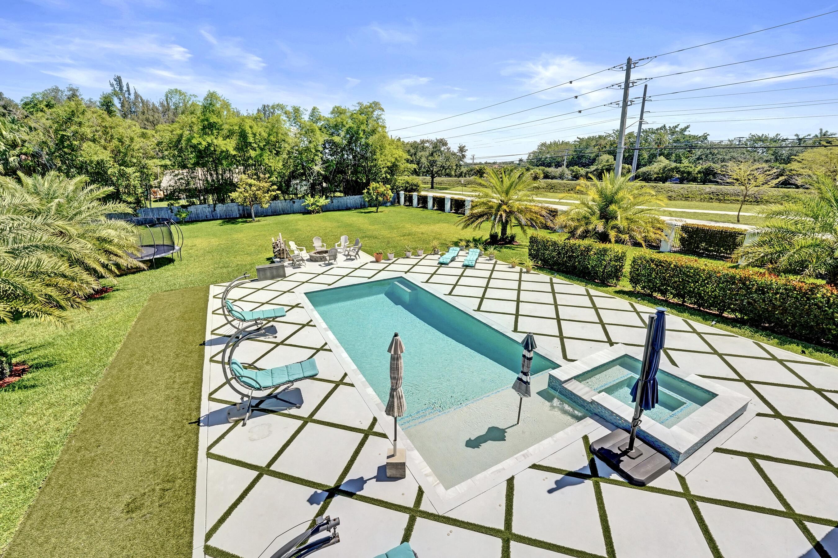 11201 Southwest 3rd Street Plantation, FL 33325 - Photo 73 of 79 Pool