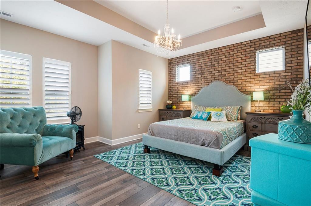 5749 Birtz Road Indianapolis, IN 46216 - Photo 16 of 24 Gallery Image 16