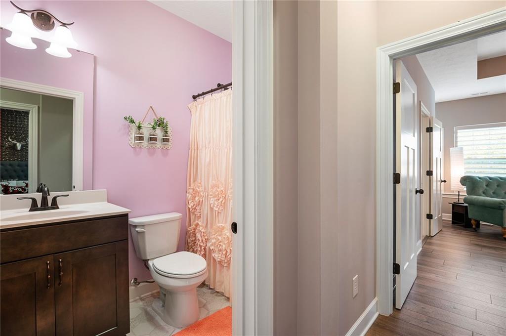 5749 Birtz Road Indianapolis, IN 46216 - Photo 21 of 24 Gallery Image 21