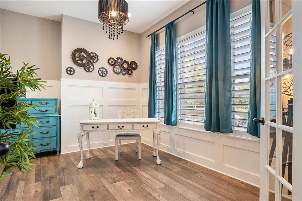 5749 Birtz Road Indianapolis, IN 46216 - Photo 5 of 24 Gallery Image 5