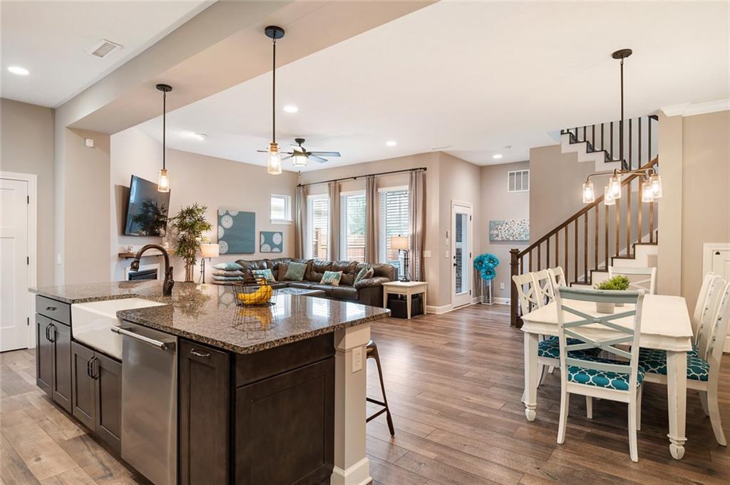 5749 Birtz Road Indianapolis, IN 46216 - Photo 6 of 24 Gallery Image 6