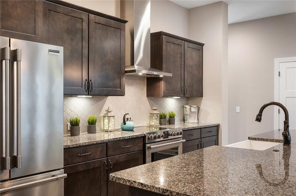 5749 Birtz Road Indianapolis, IN 46216 - Photo 8 of 24 Gallery Image 8