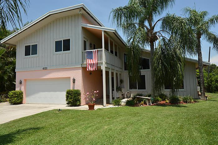 4121 Northwest 5th Avenue Boca Raton, FL 33431 - Photo 17 of 23 entryway_700