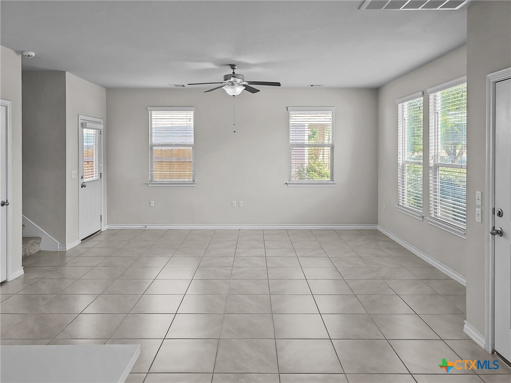 11701 Prado Ranch Boulevard Austin, TX 78725 - Photo 3 of 30 Living Room vacant