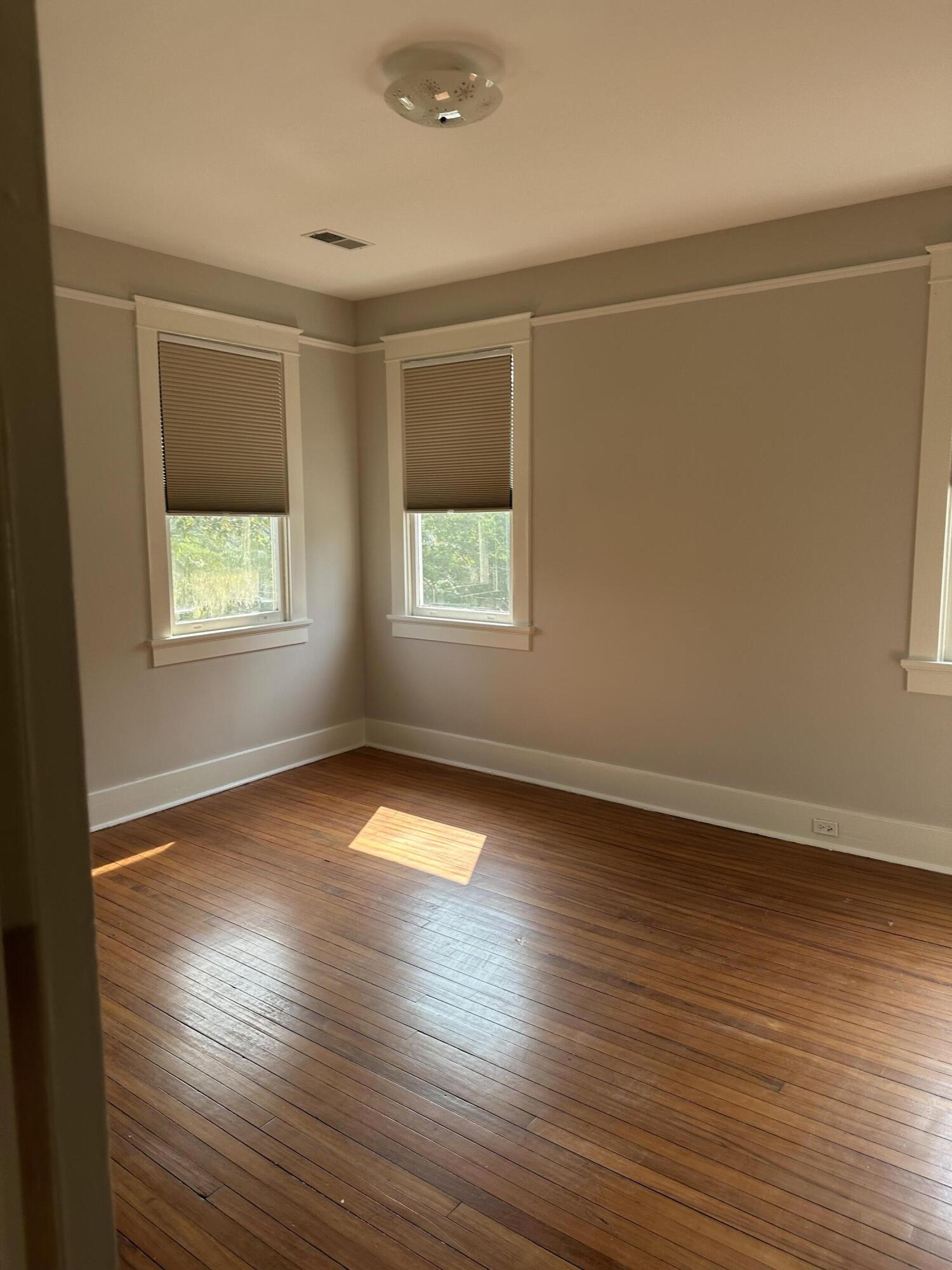 79 Gibbes Street Charleston, SC 29401 - Photo 11 of 14 E75EDE31-C1F0-4B9F-BBA7-188C3D0339D0