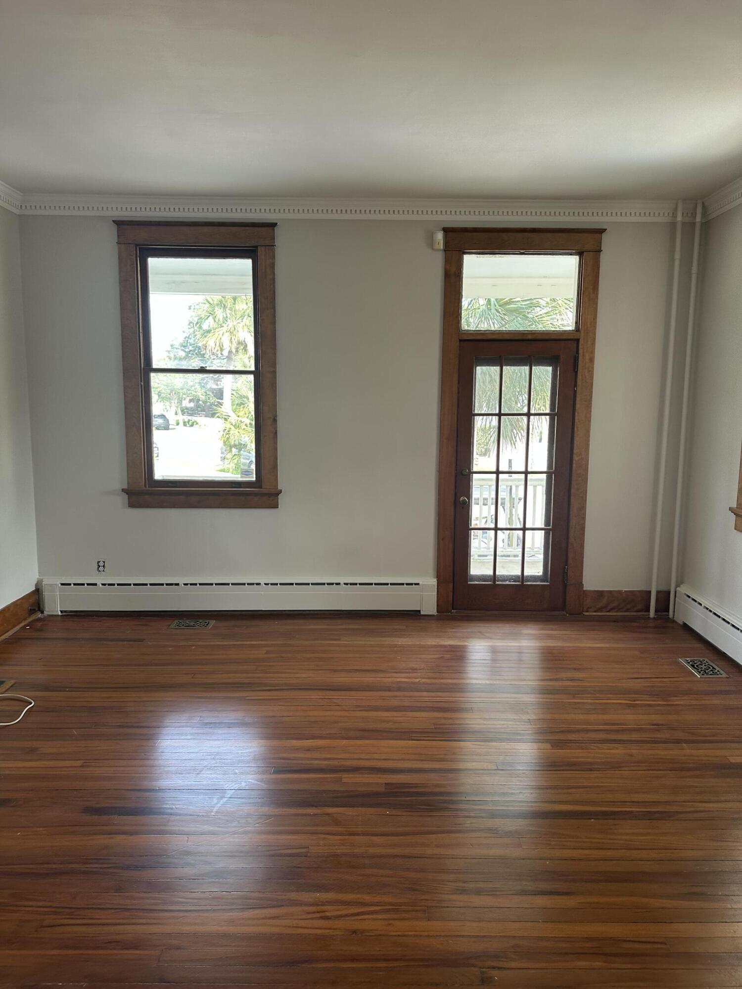 79 Gibbes Street Charleston, SC 29401 - Photo 2 of 14 31829C38-A2DF-498A-84F6-F9642BEC5ED4