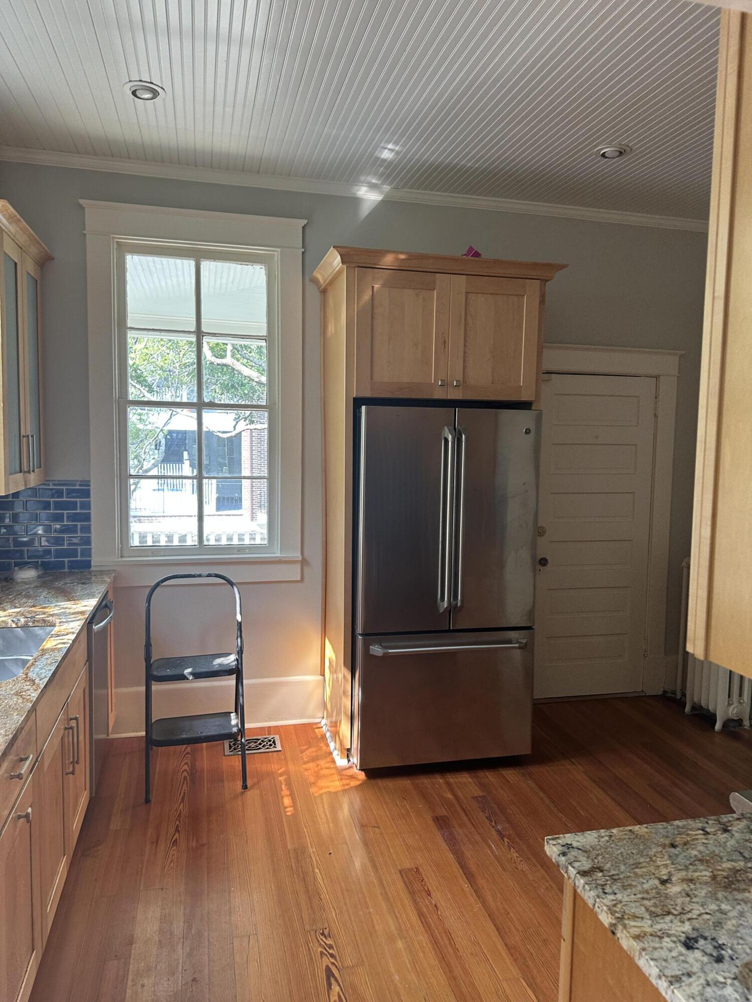79 Gibbes Street Charleston, SC 29401 - Photo 6 of 14 11F9E088-0BE2-4B35-AFC8-9C94A8863CDA