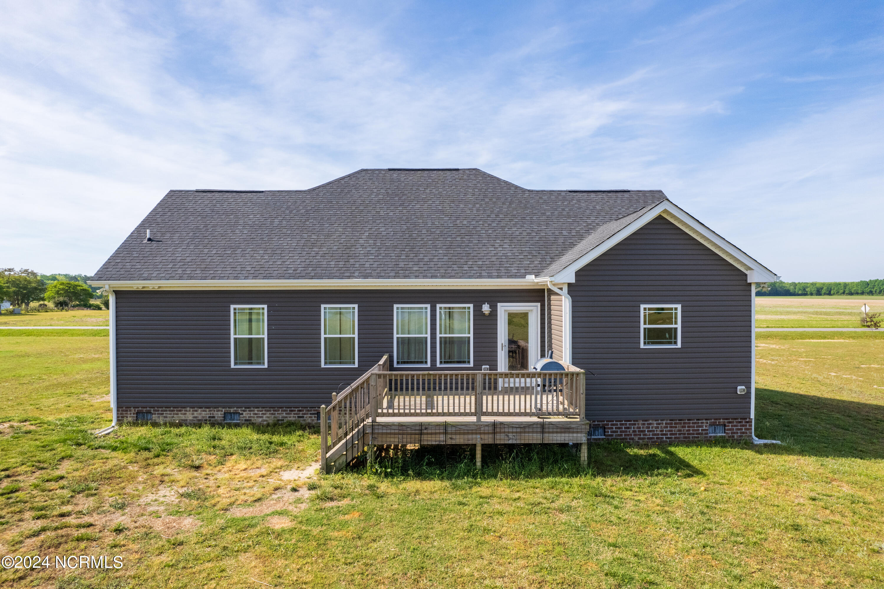 408 Bartlett Road Shawboro, NC 27973 - Photo 3 of 21 back deck