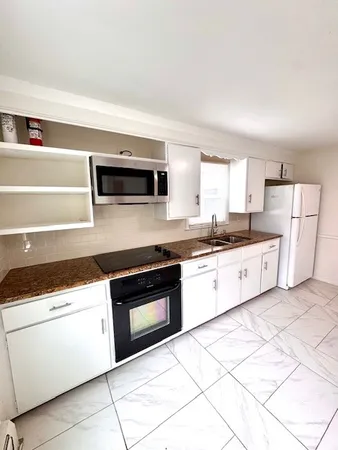 $2,700 | 96 Shawmut Avenue, Unit 98, Central Falls, RI 02863
