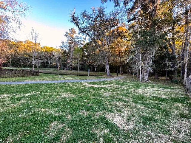 $265,000 | 406 Chinquapin Drive, Summerville, SC 29485