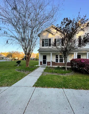 $265,000 | 406 Chinquapin Drive, Summerville, SC 29485