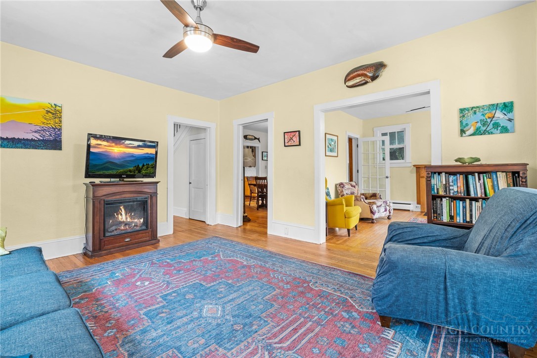 218 Pine Street Boone, NC 28607 - Photo 4 of 49