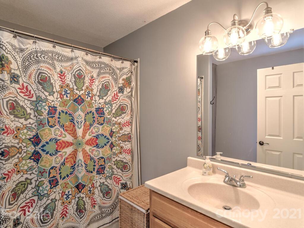882 Mills Gap Road Fletcher, NC 28732 - Photo 16 of 31 Gallery Image 16