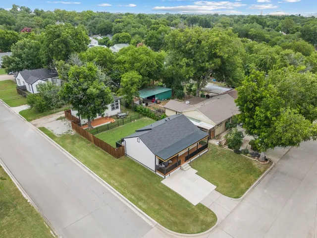 $1,795 | 4136 Lisbon Street, Fort Worth, TX 76107