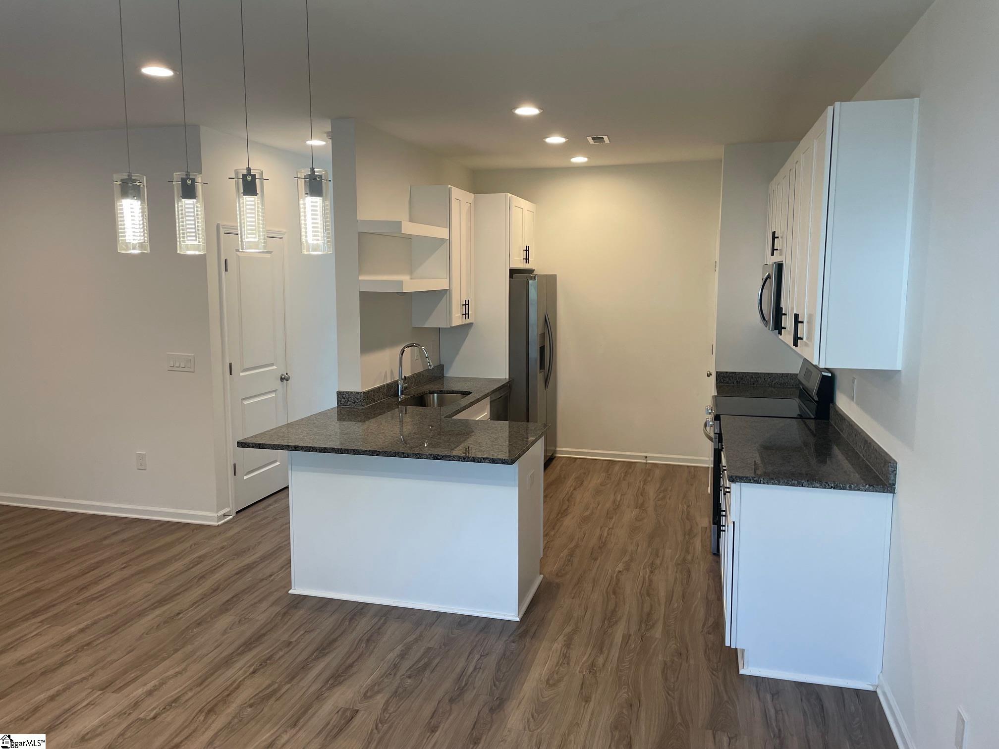 705a West Parker Road Greenville, SC 29611 - Photo 9 of 19