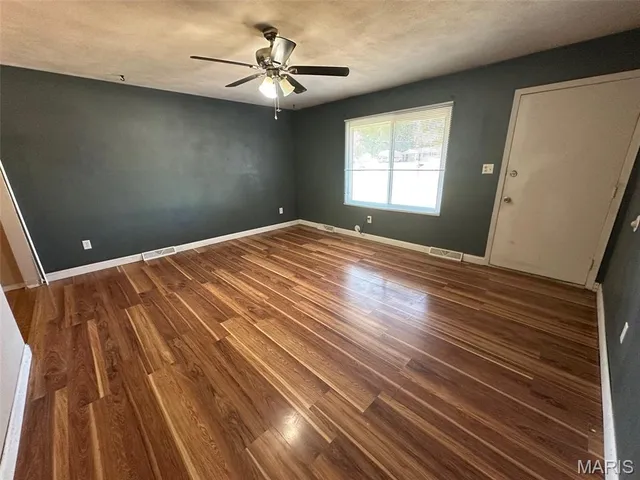 $239,900 | 111 East Poos Drive, New Baden, IL 62265