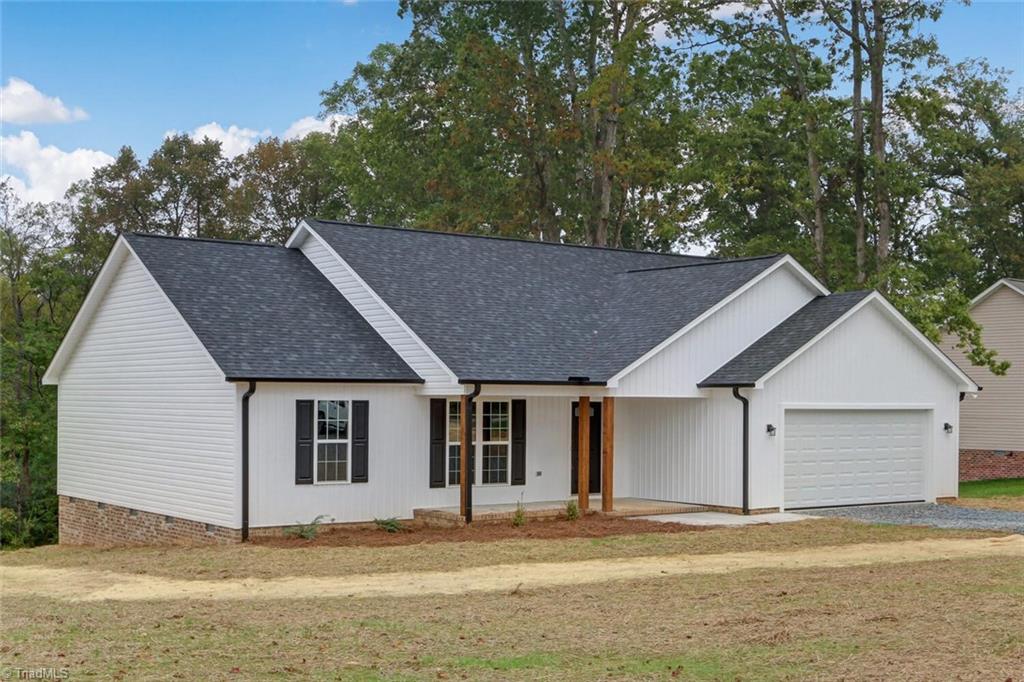 558 Anderson Road Eden, NC 27288 - Photo 2 of 31 Gallery Image 2