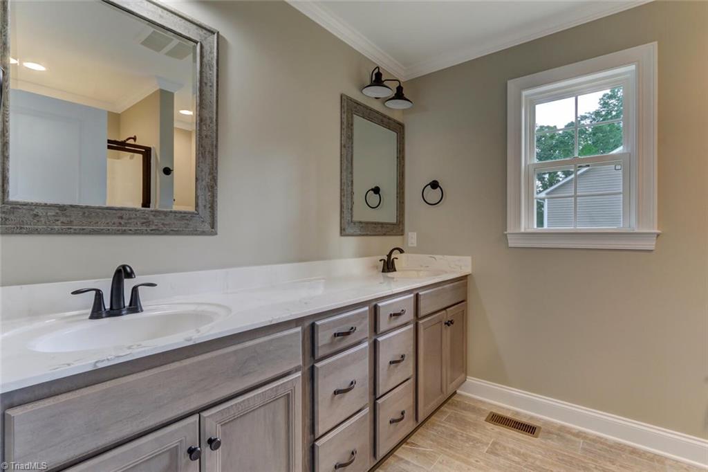 558 Anderson Road Eden, NC 27288 - Photo 19 of 31 Gallery Image 19