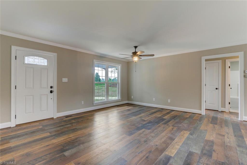 558 Anderson Road Eden, NC 27288 - Photo 7 of 31 Gallery Image 7