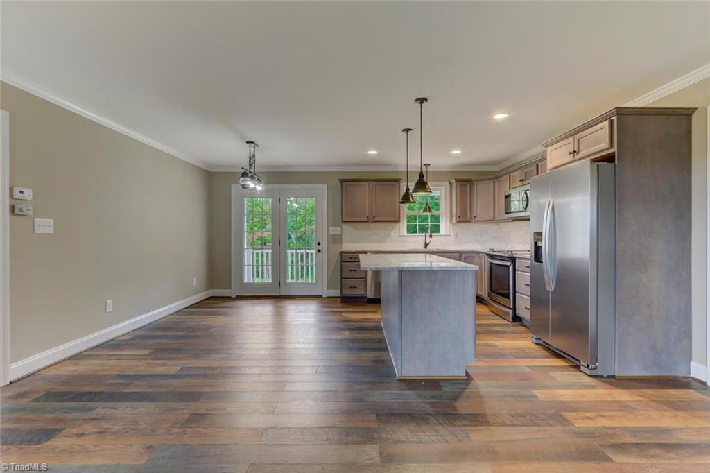 558 Anderson Road Eden, NC 27288 - Photo 10 of 31 Gallery Image 10