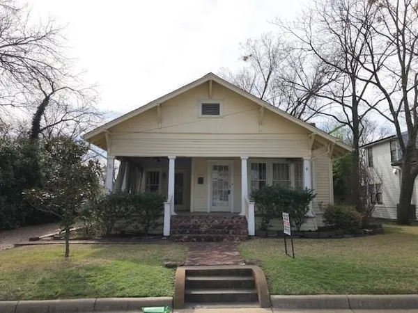 $2,800 | 607 West Hunt Street, McKinney, TX 75069