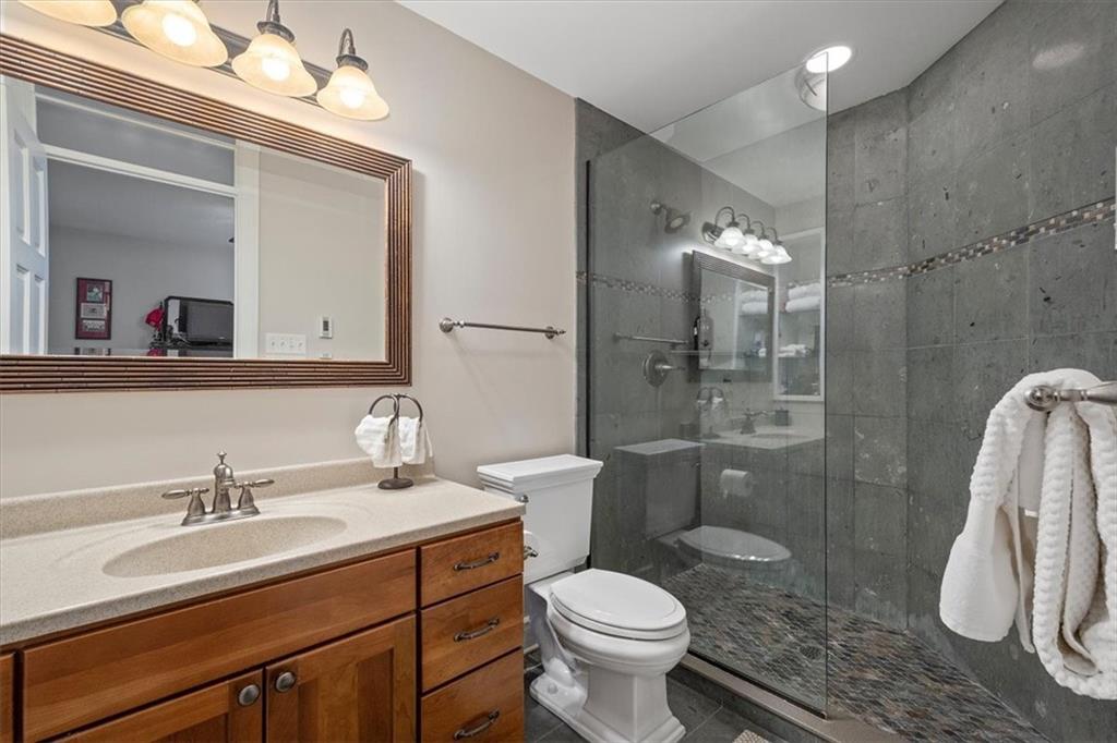 825 Fox Chapel Road Pittsburgh, PA 15238 - Photo 18 of 24 Gallery Image 18