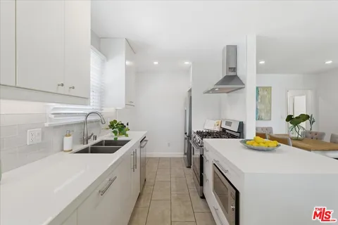$1,695,000 | 10946 Wagner Street, Culver City, CA 90230